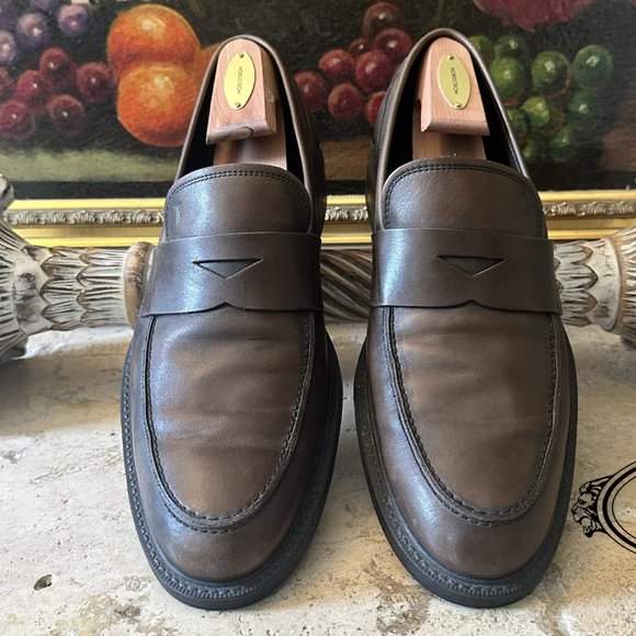 TOD's Brown Loafer - Picture 2 of 3